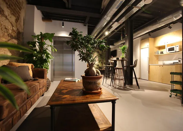 Vtz The Botanic Hostel